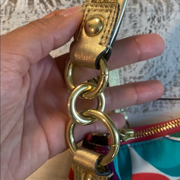 Authentic Coach multi color shoulder/ crossbody💕 - Picture 5 of 16